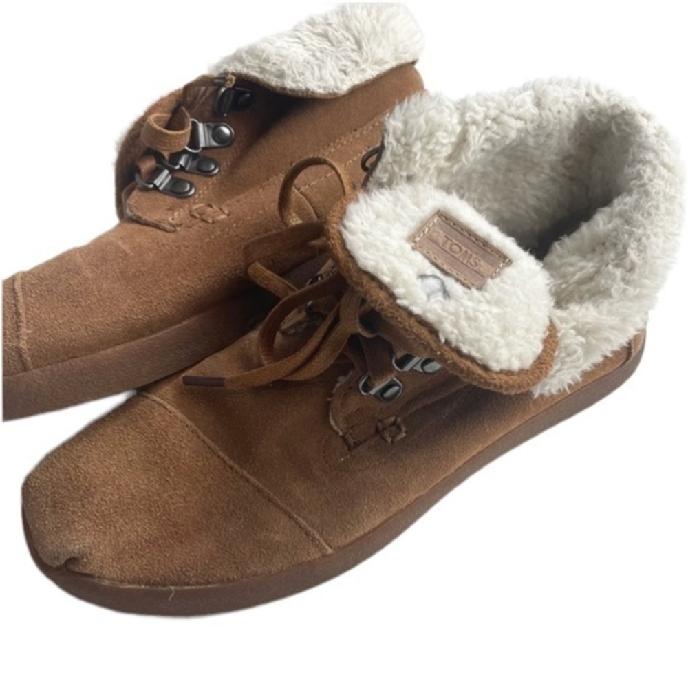 Toms Chukka Sherpa Lined Ankle Booties
